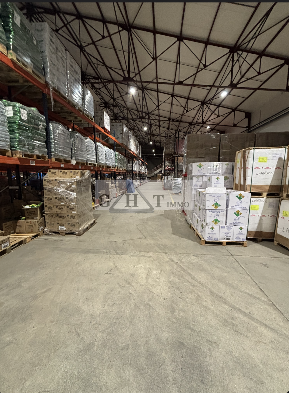 Entrepôt Bureaux