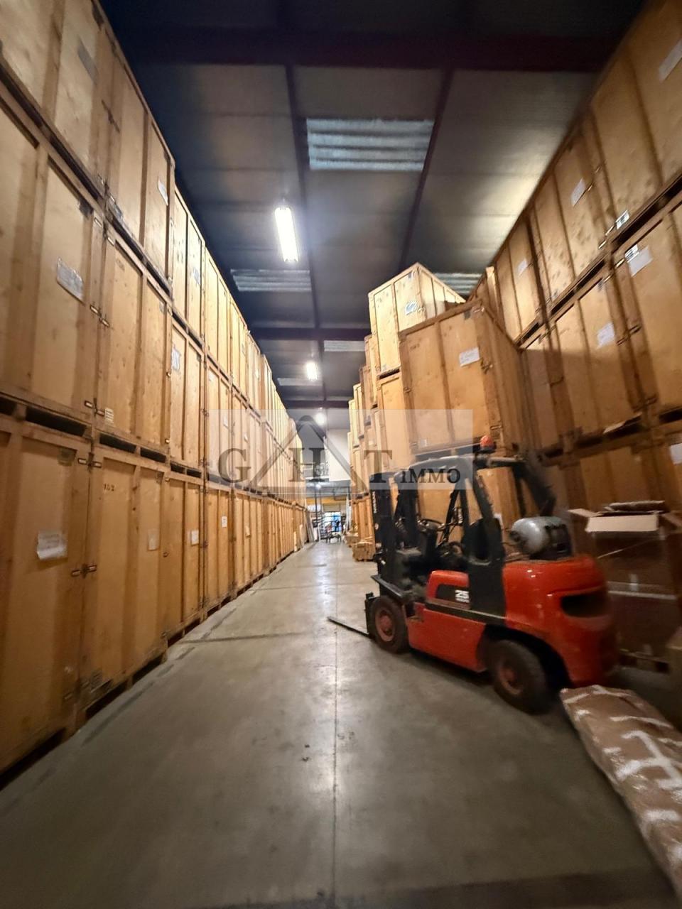 Entrepôt Bureaux