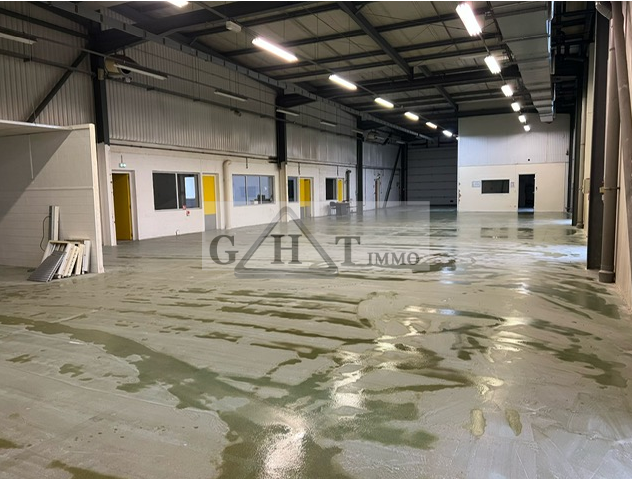 Entrepôt Bureaux