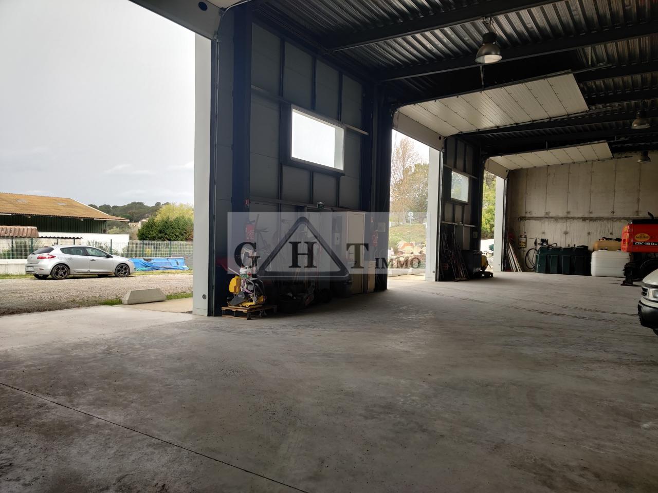 ENTREPôT BUREAUX / 550m2 - A vendre - GHT IMMO