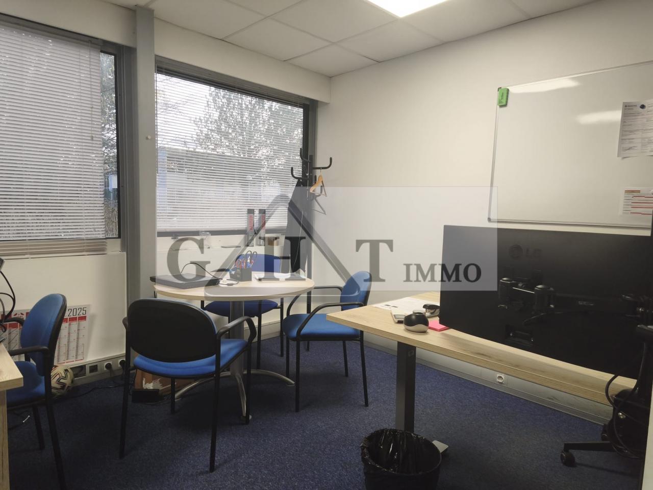 Entrepôt Bureaux