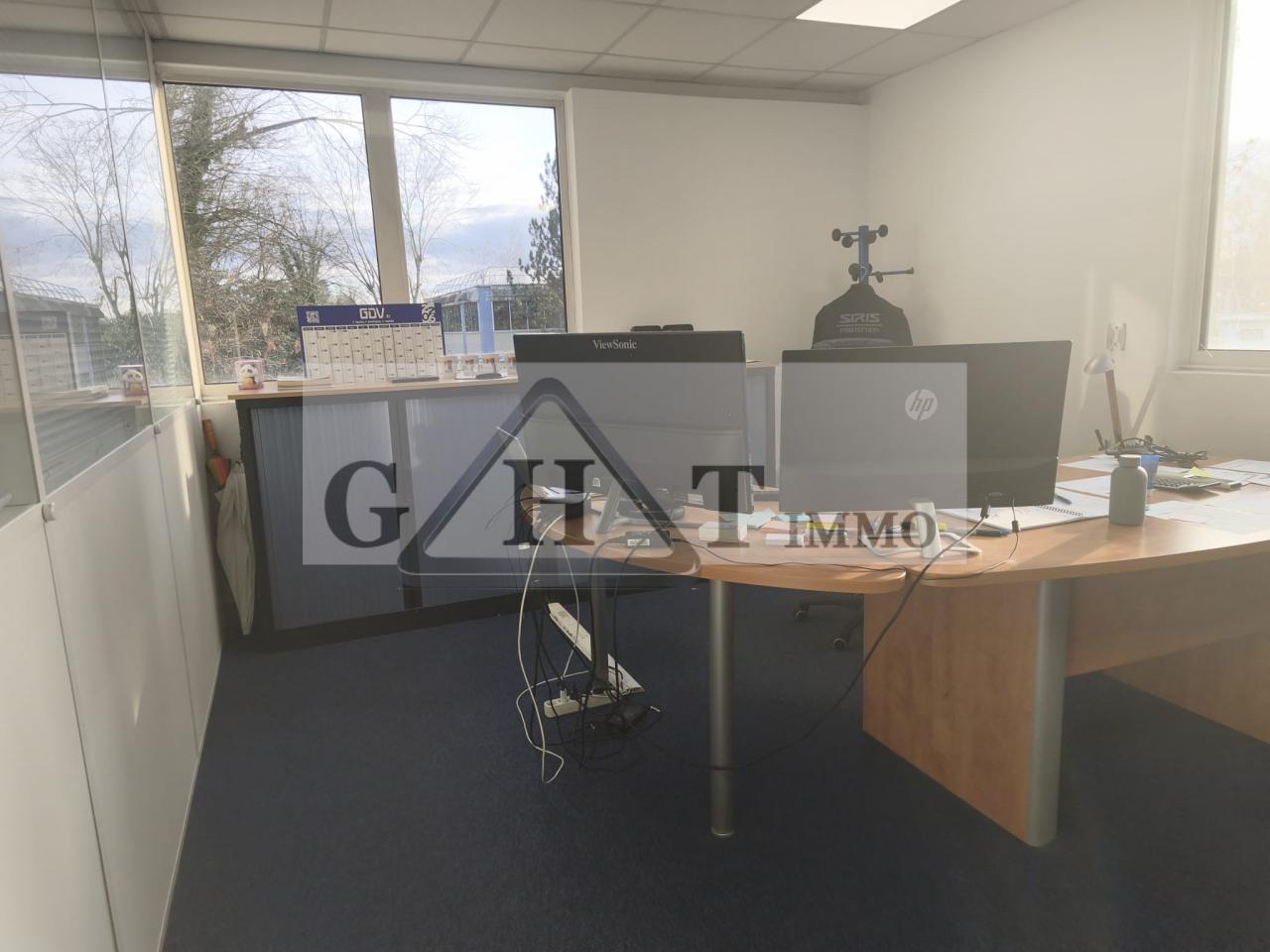 Entrepôt Bureaux