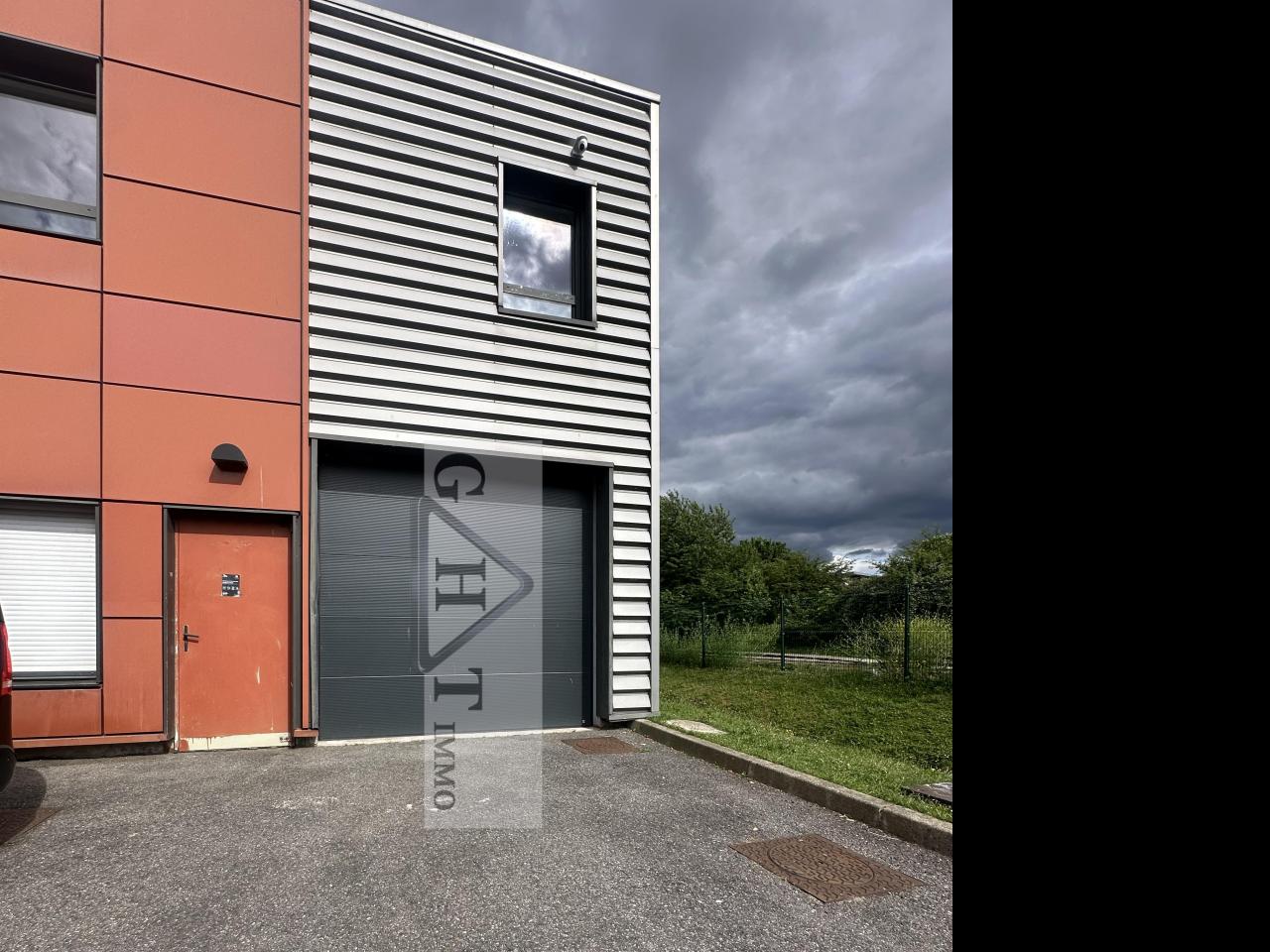 Entrepôt Bureaux