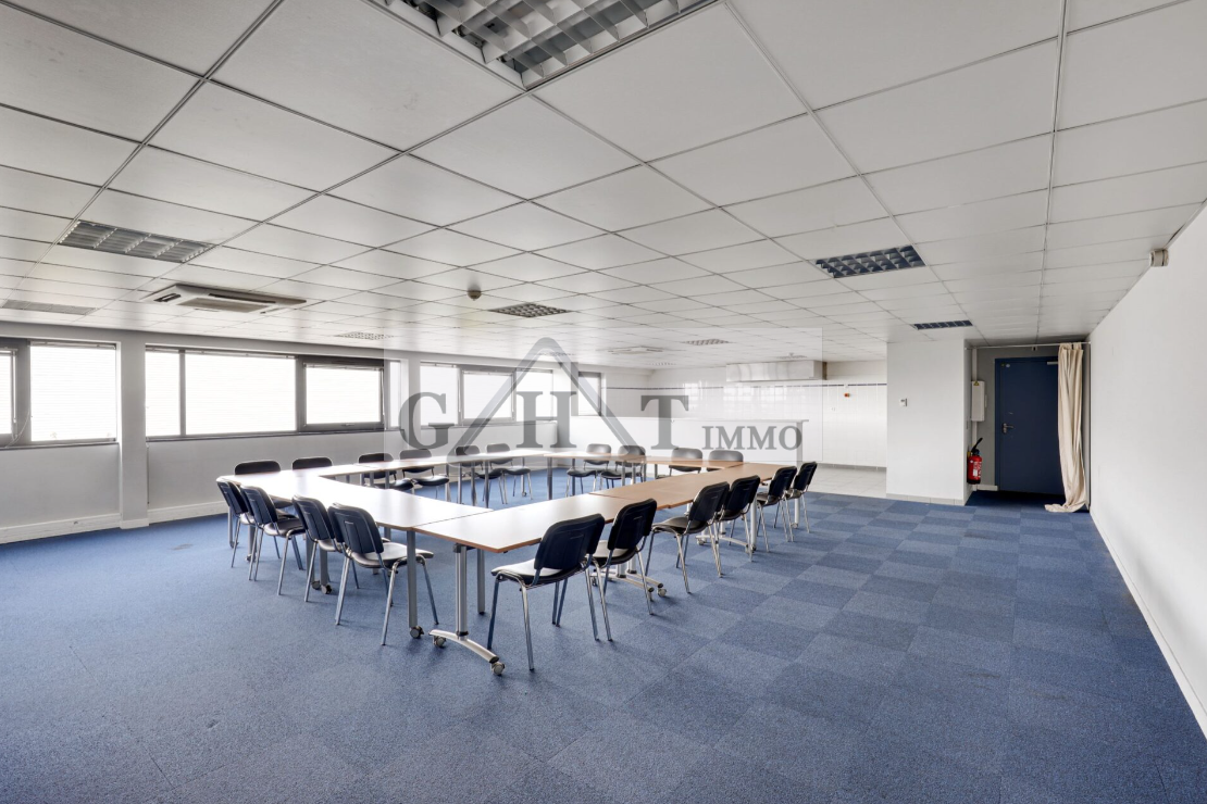 Entrepôt Bureaux