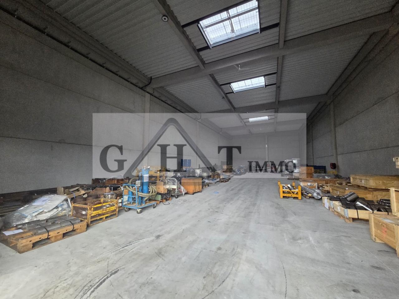 Entrepôt Bureaux