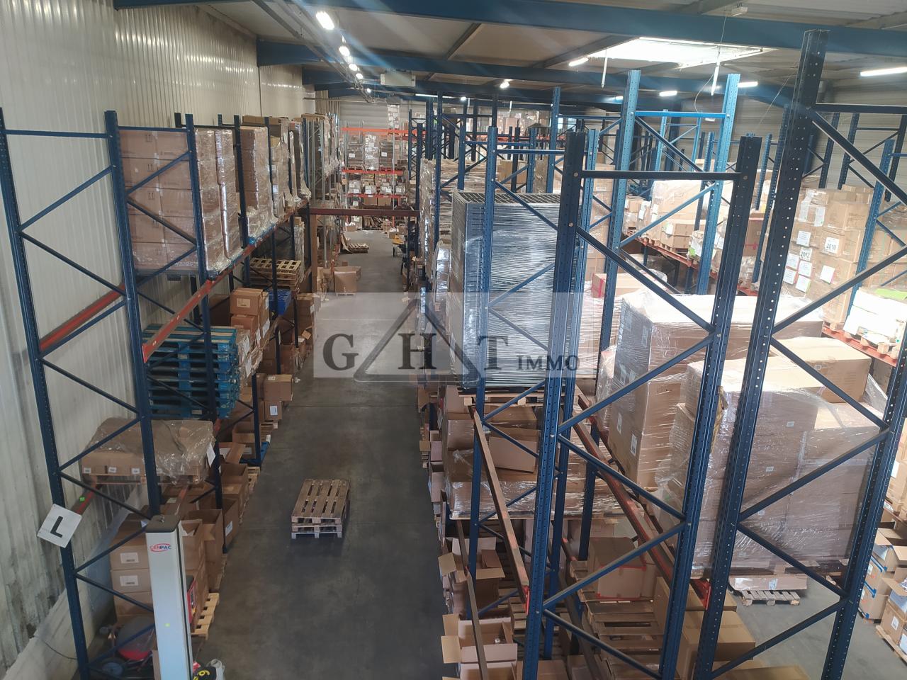 Entrepôt Bureaux