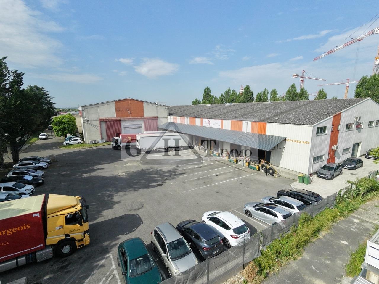 Entrepôt Bureaux