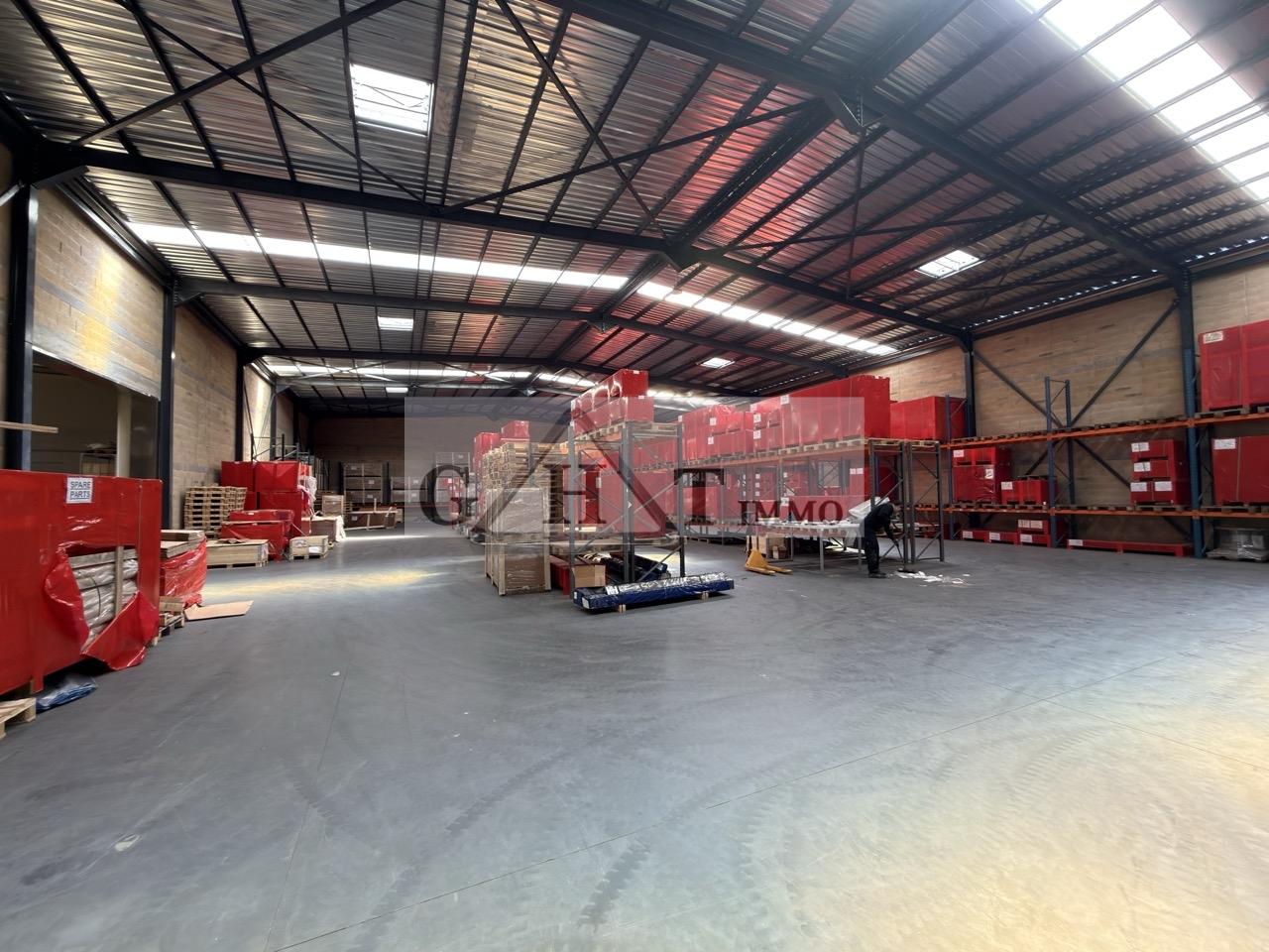 Entrepôt Bureaux