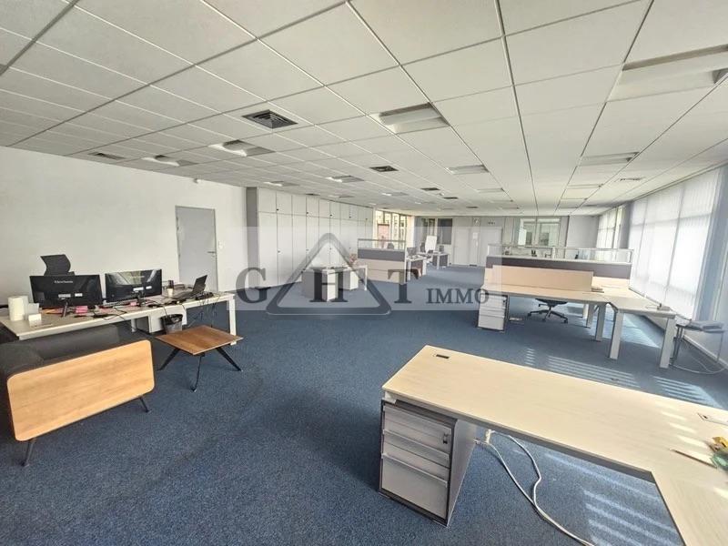 Entrepôt Bureaux