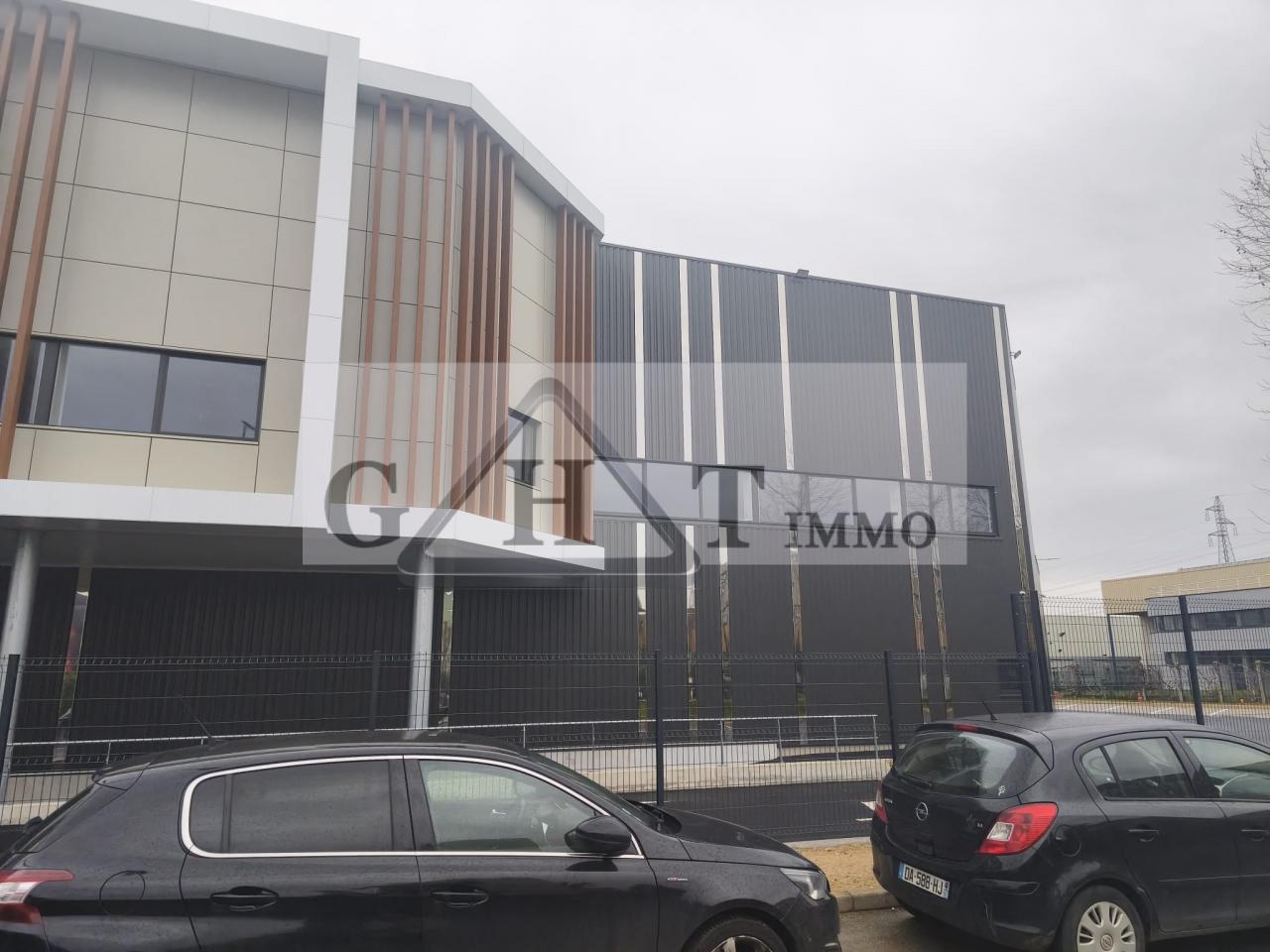 Entrepôt Bureaux