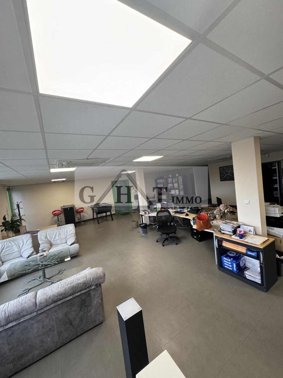 Entrepôt Bureaux