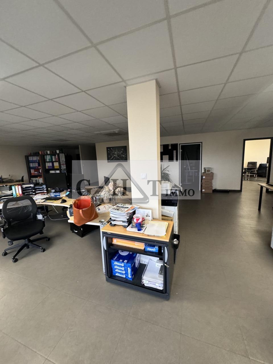 Entrepôt Bureaux