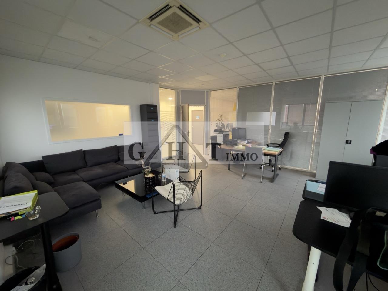 Entrepôt Bureaux