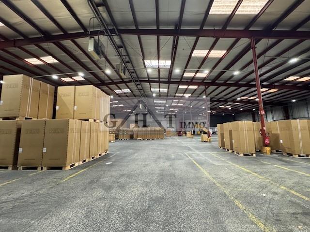 Entrepôt Bureaux