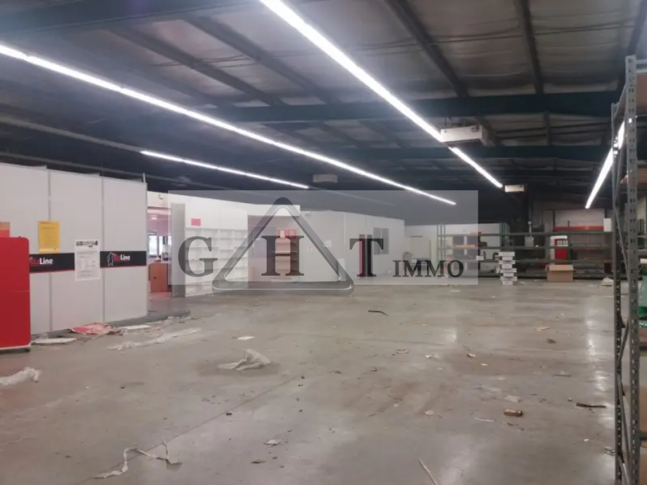 Entrepôt Bureaux
