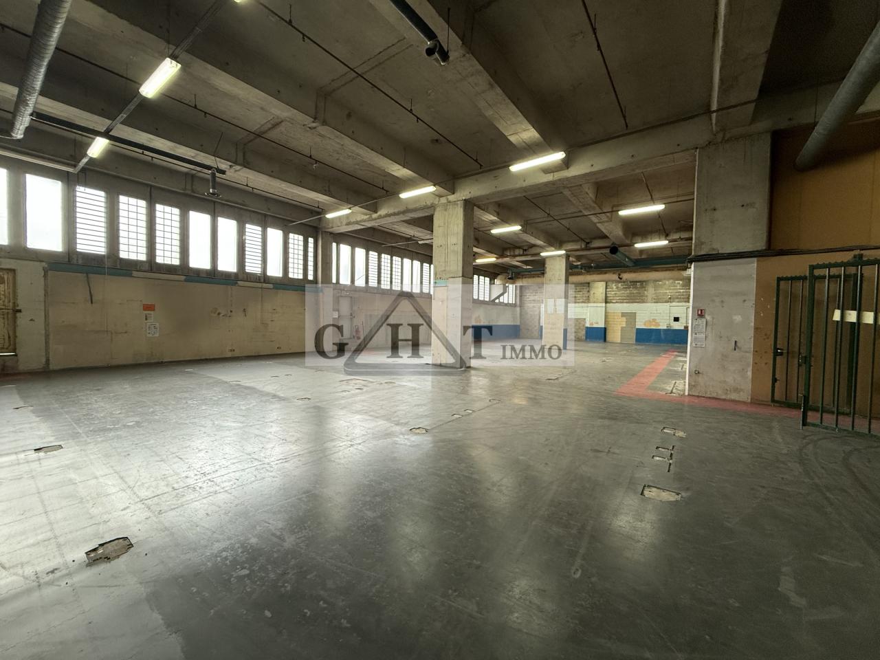 Entrepôt Bureaux