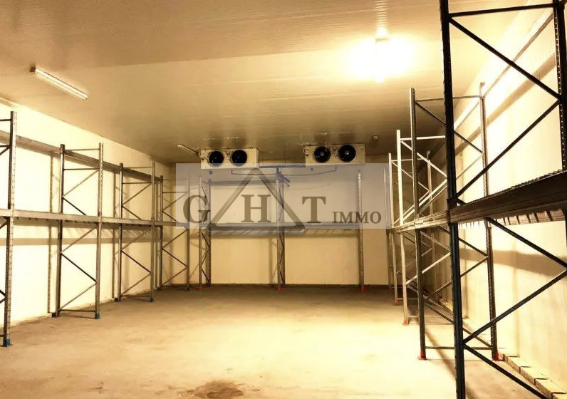 Entrepôt Bureaux