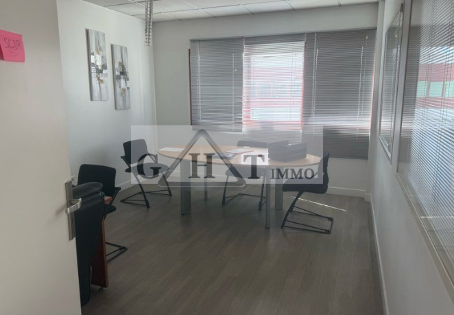 Entrepôt Bureaux