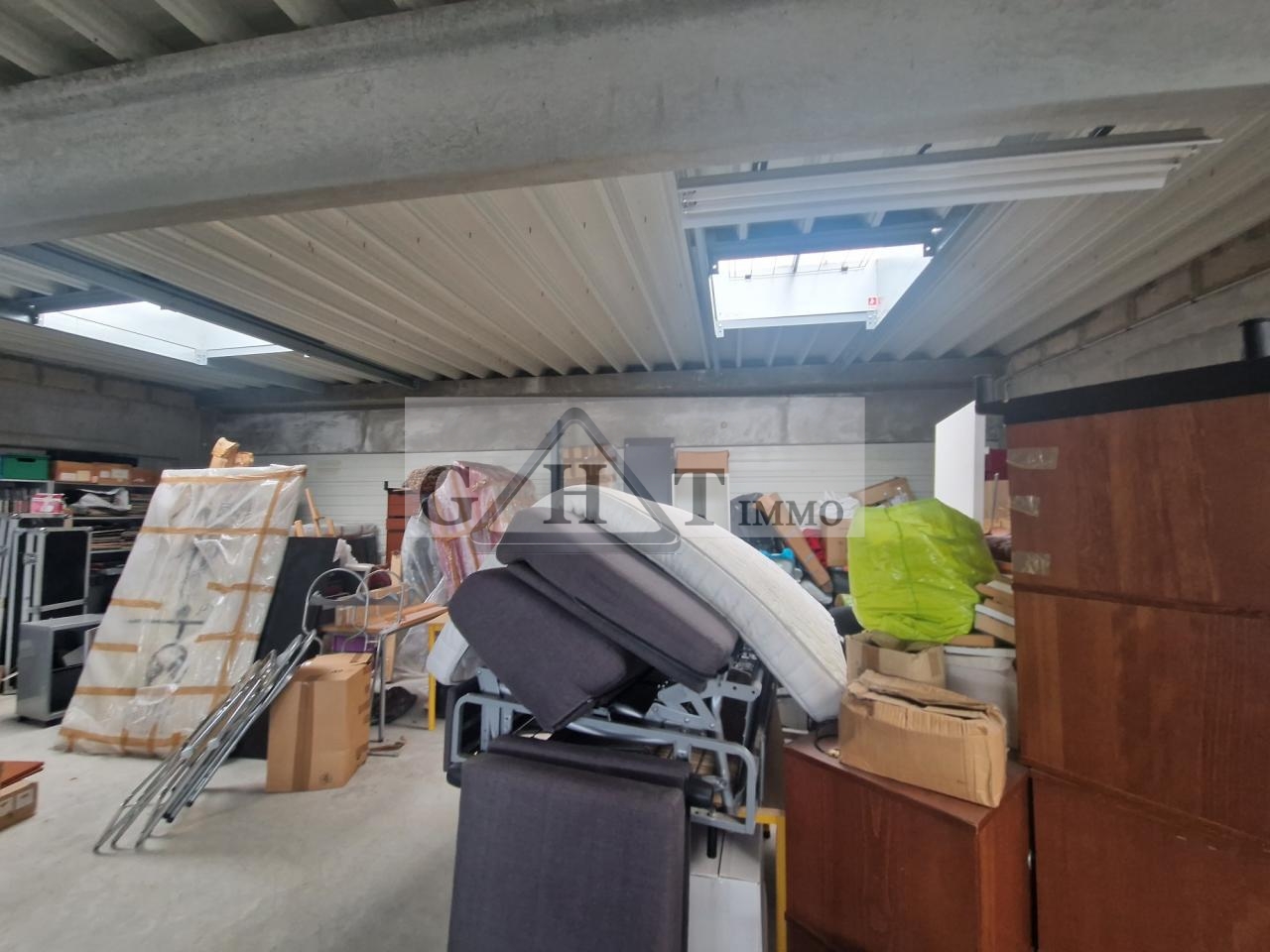 Entrepôt Bureaux