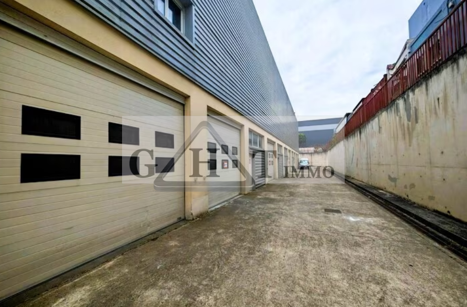 Entrepôt Bureaux