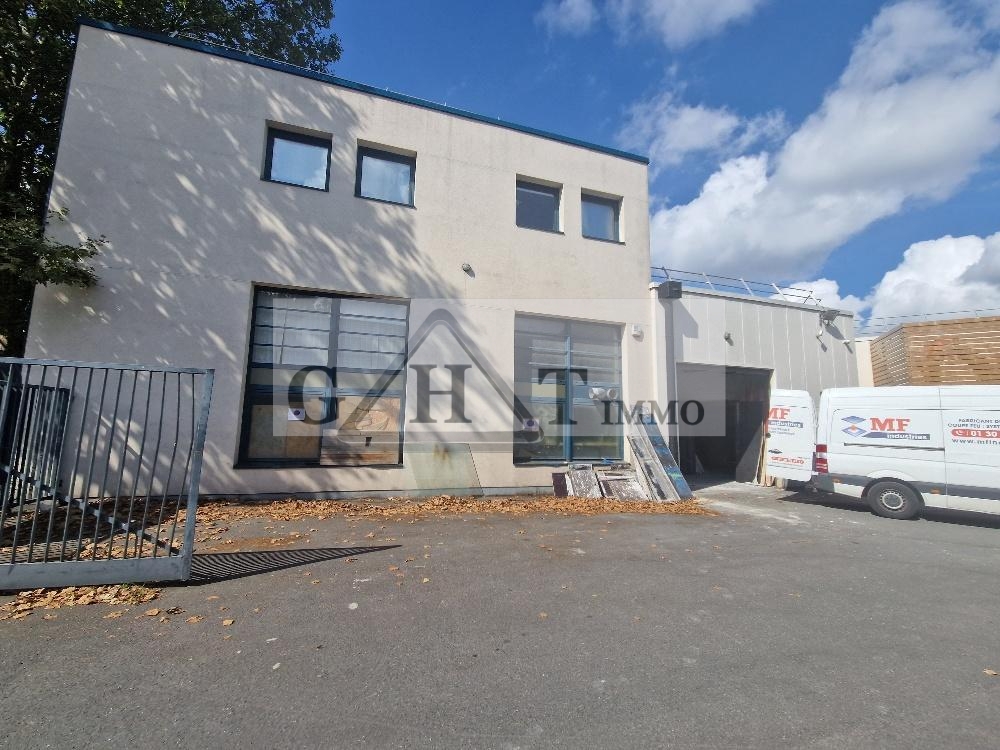 Entrepôt Bureaux