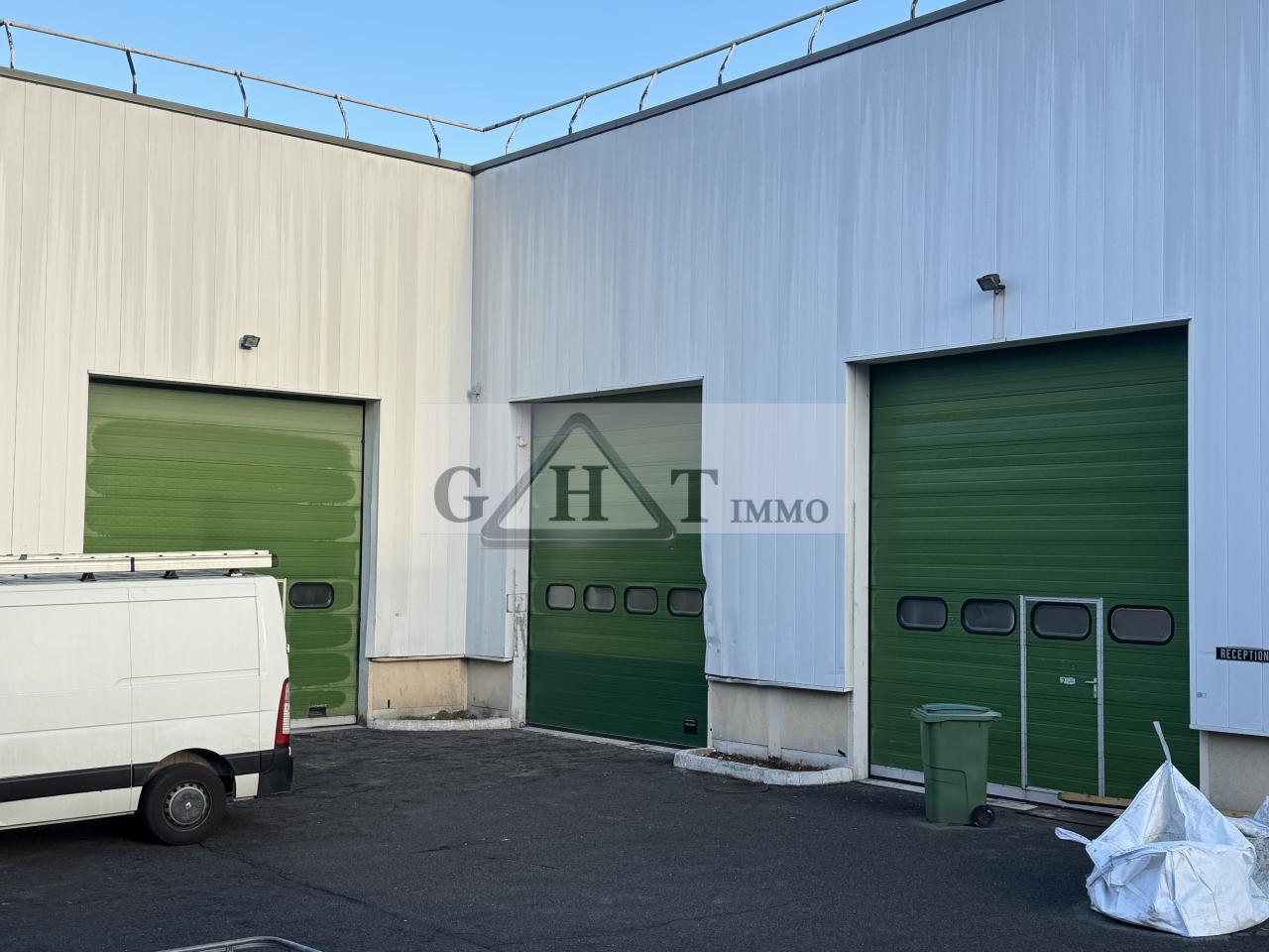 Entrepôt Bureaux