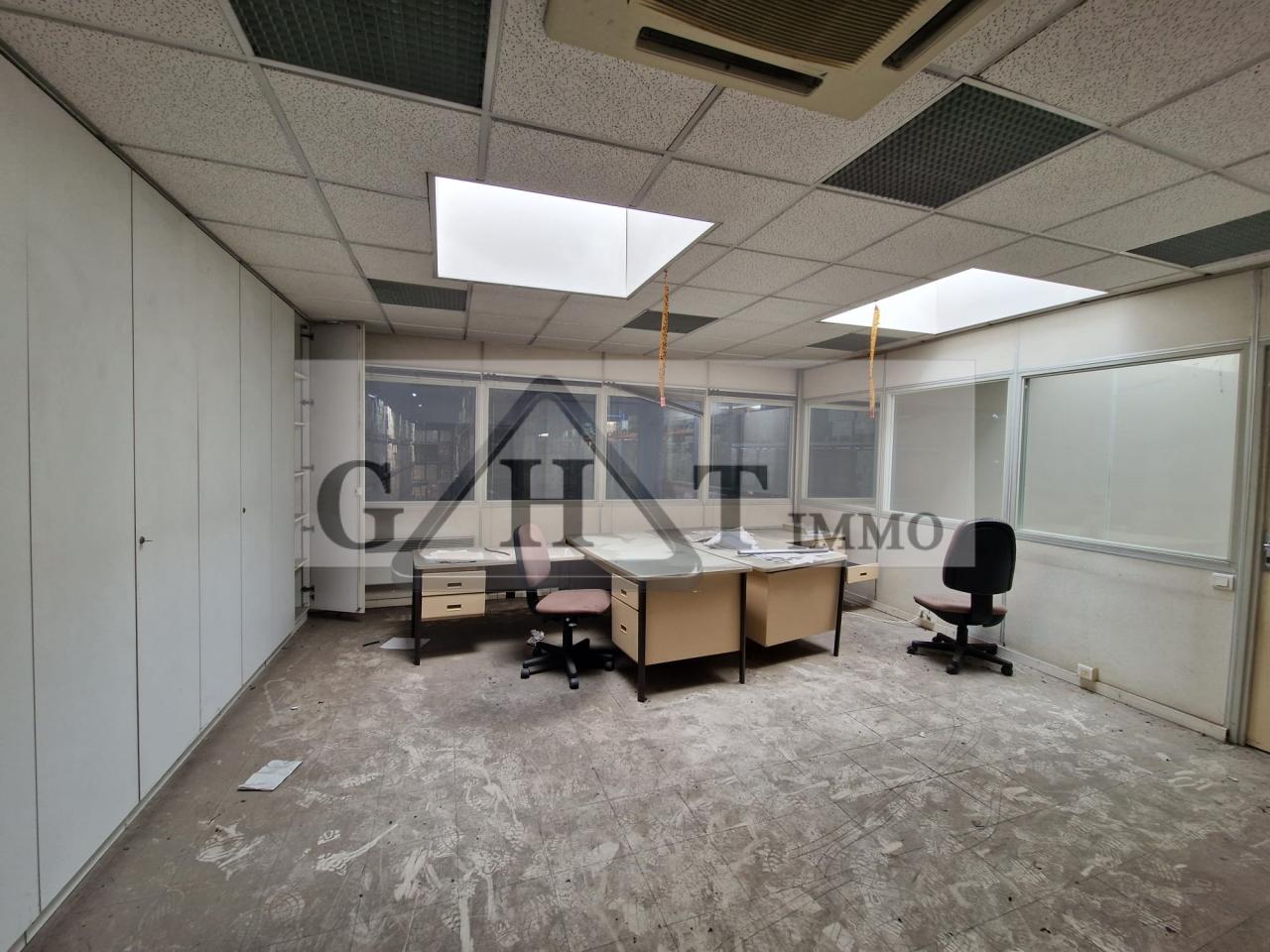 Entrepôt Bureaux