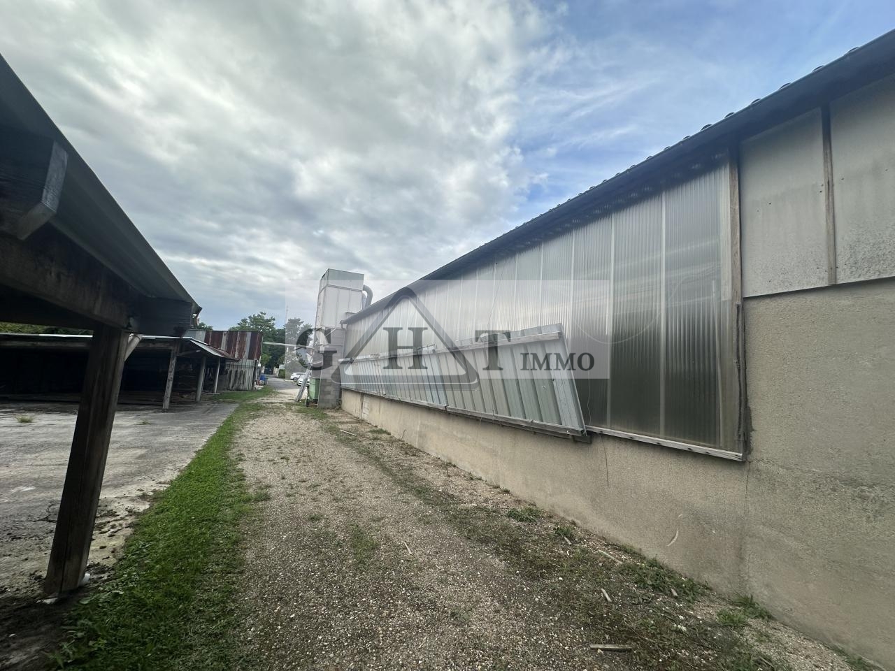 Entrepôt Bureaux