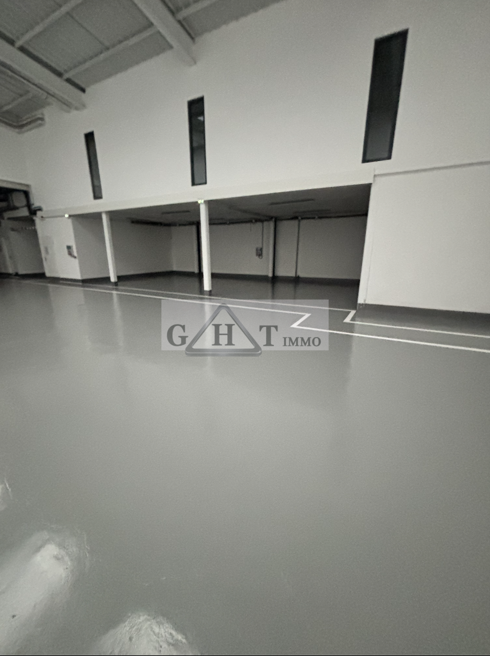 Entrepôt Bureaux