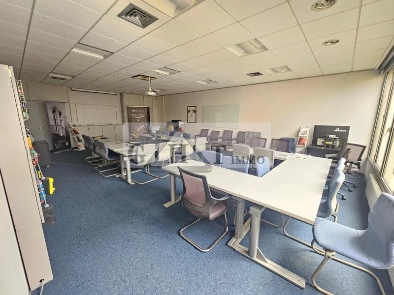 Entrepôt Bureaux