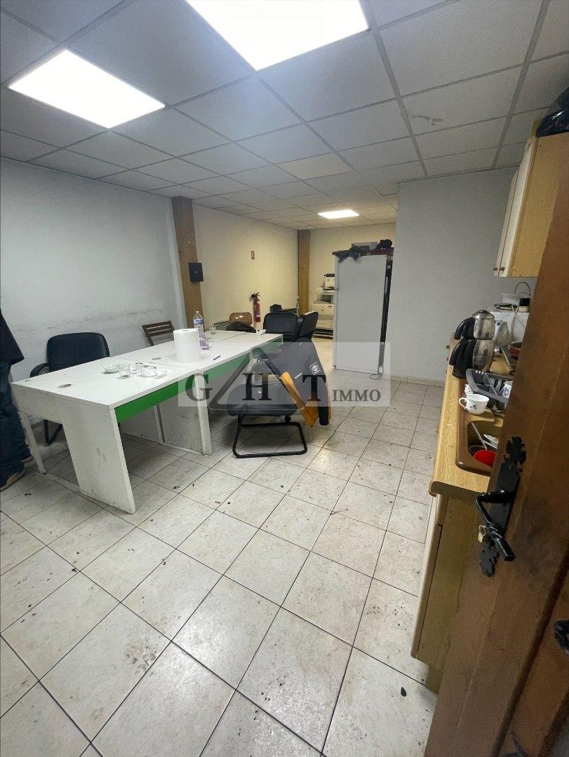 Entrepôt Bureaux