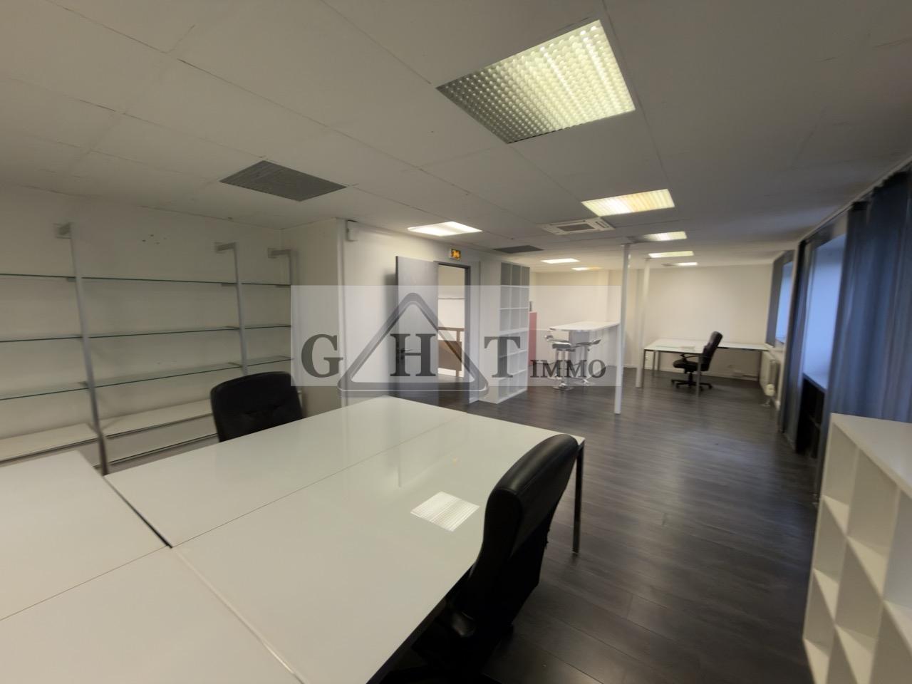 Entrepôt Bureaux