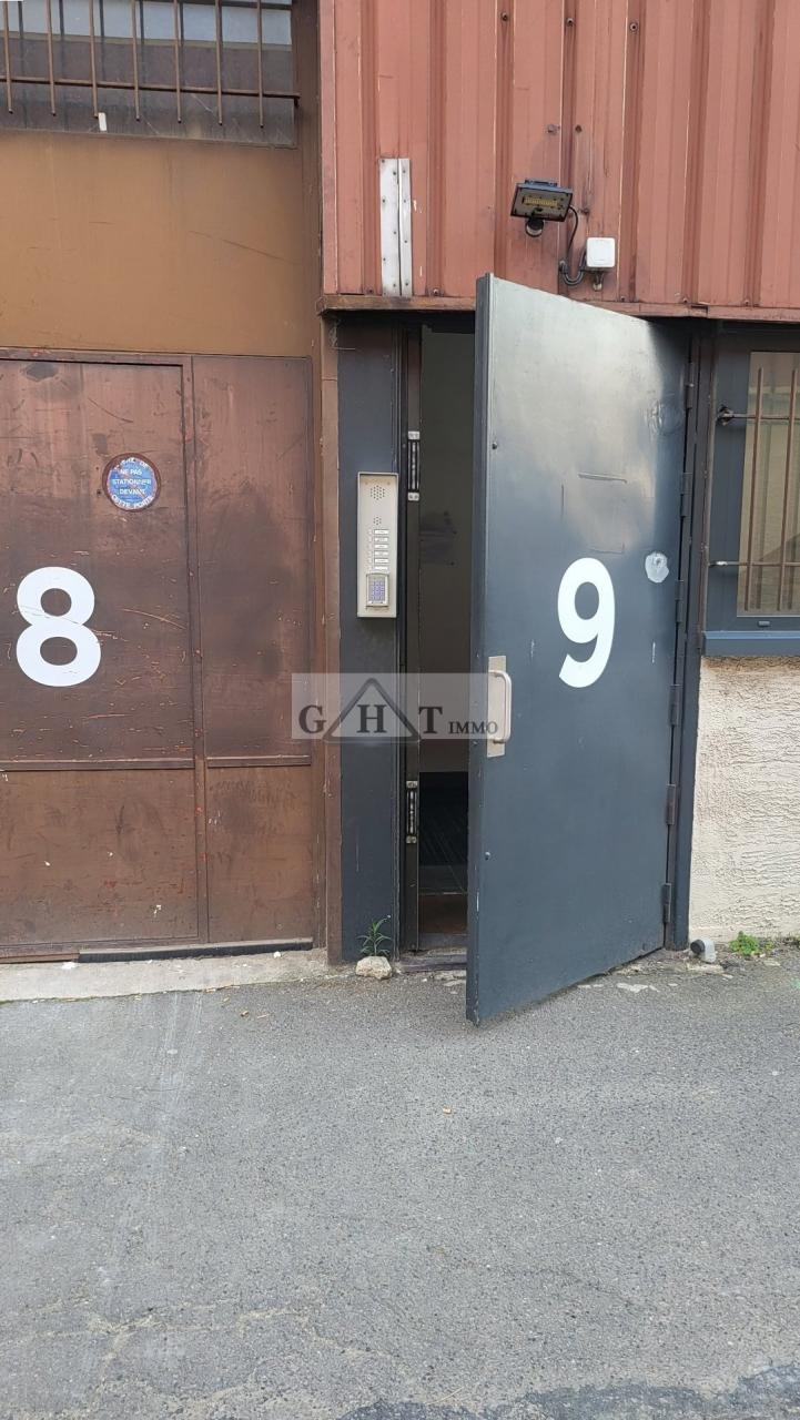 Entrepôt Bureaux