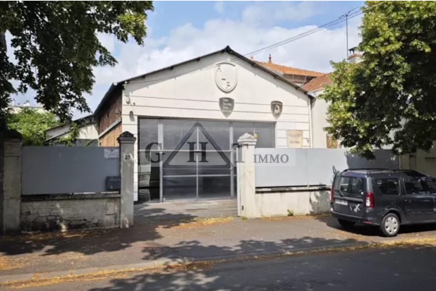 Entrepôt Bureaux