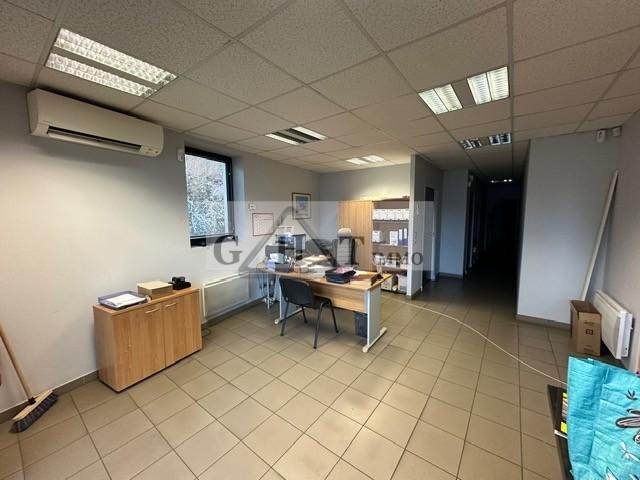 Entrepôt Bureaux