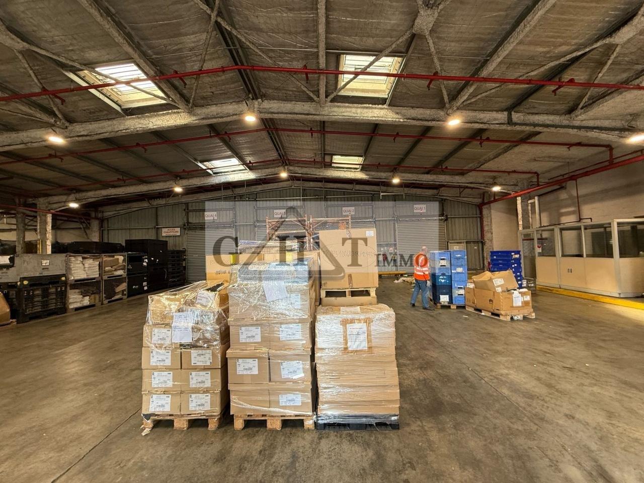 Entrepôt Bureaux