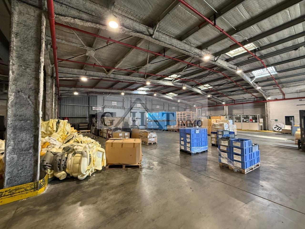 Entrepôt Bureaux