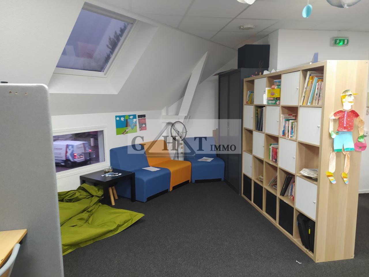 Entrepôt Bureaux