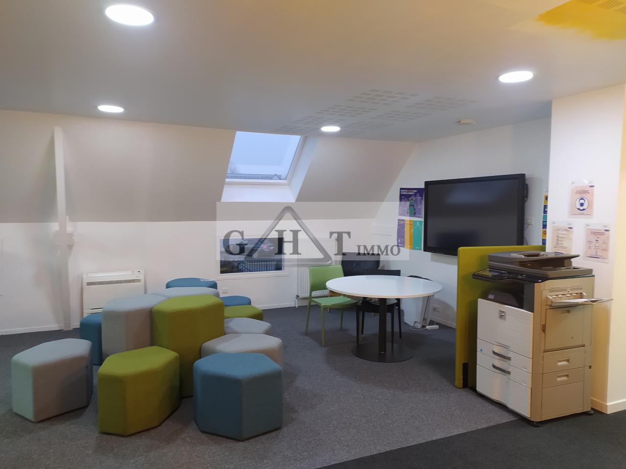 Entrepôt Bureaux