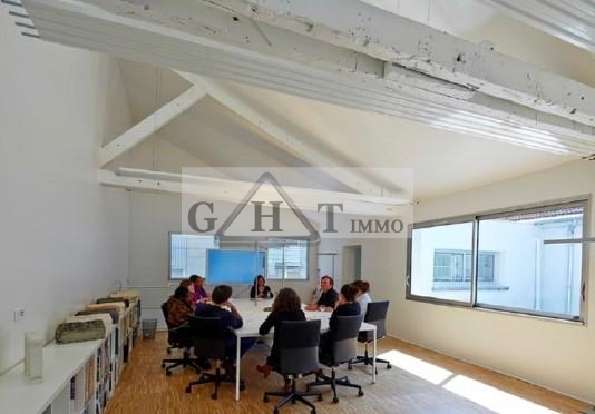 Entrepôt Bureaux