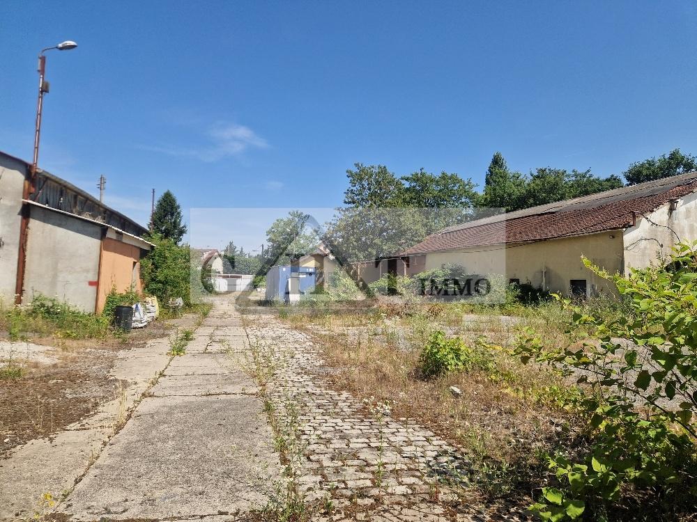 Entrepôt Bureaux