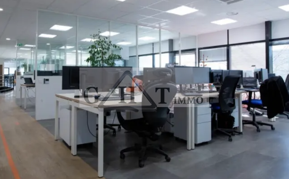 Entrepôt Bureaux