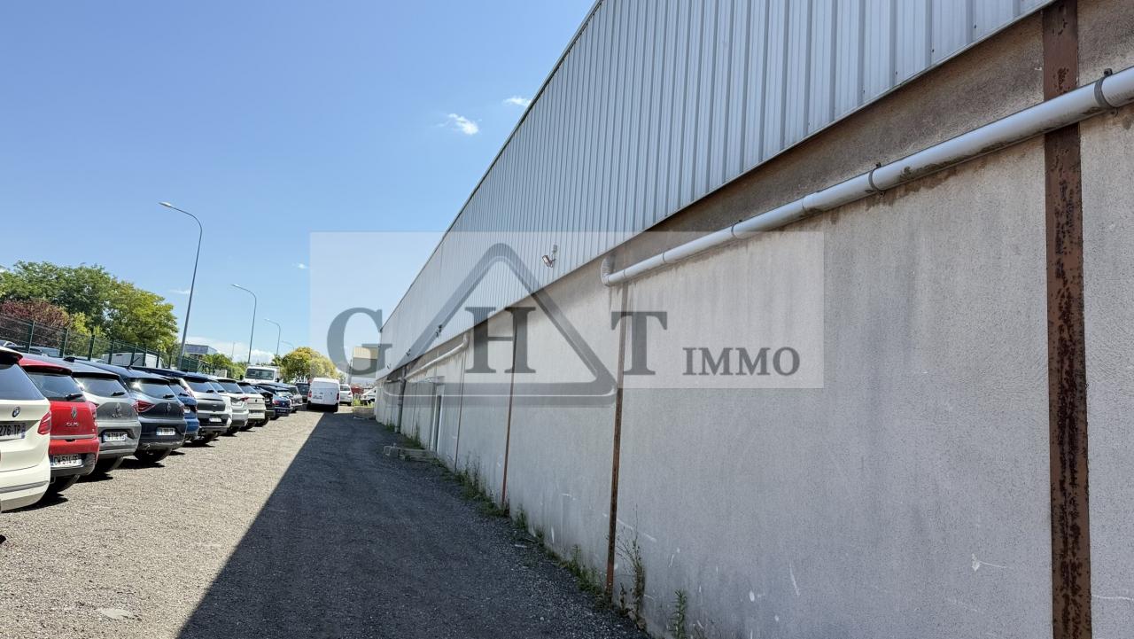 Entrepôt Bureaux