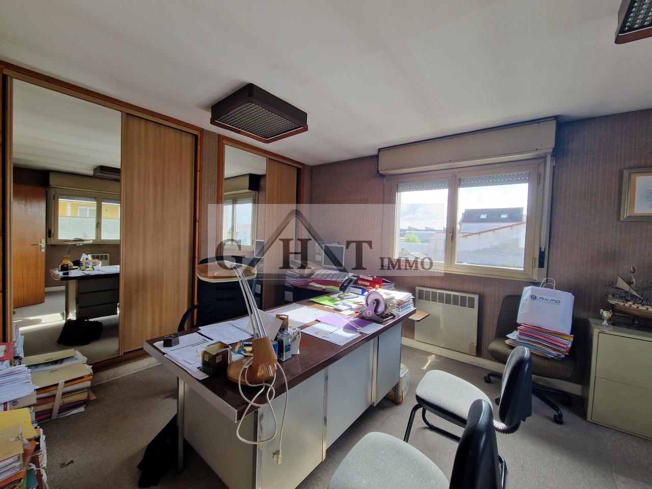 Entrepôt Bureaux