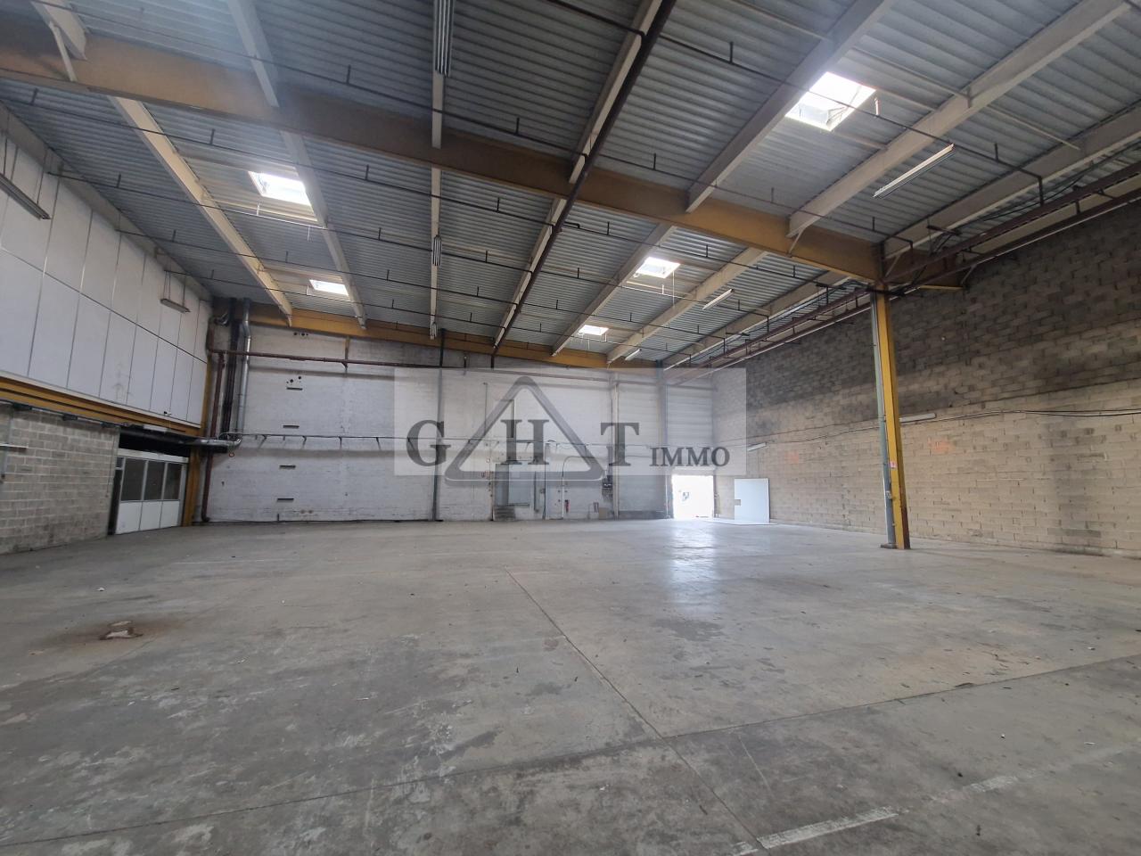 Entrepôt Bureaux