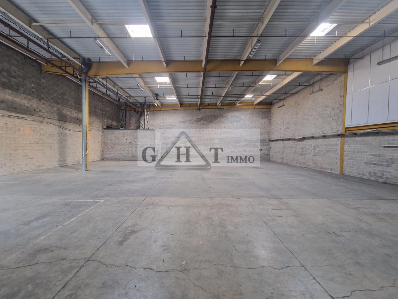 Entrepôt Bureaux