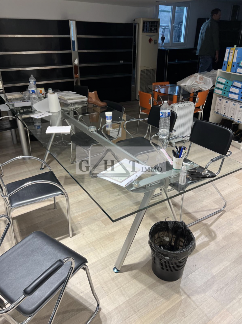 Entrepôt Bureaux