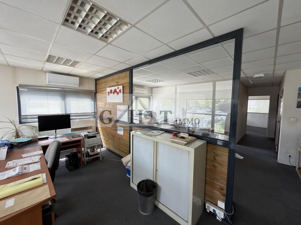 Entrepôt Bureaux