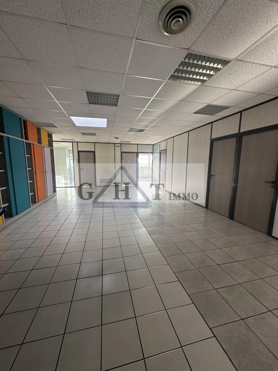 Entrepôt Bureaux