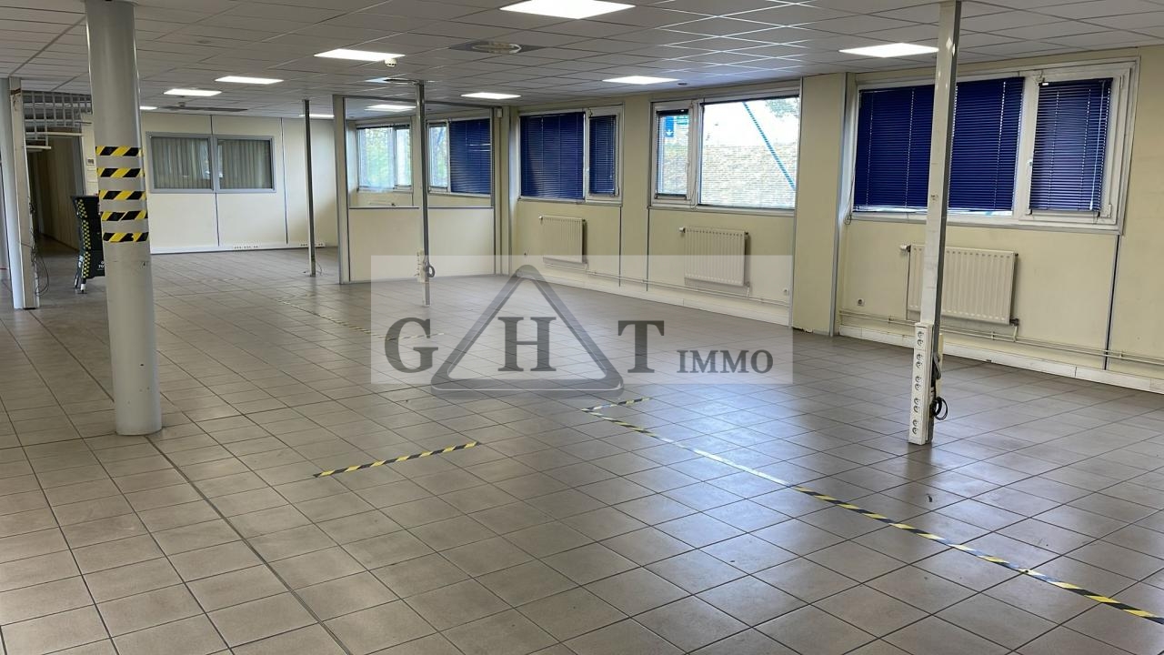 Entrepôt Bureaux